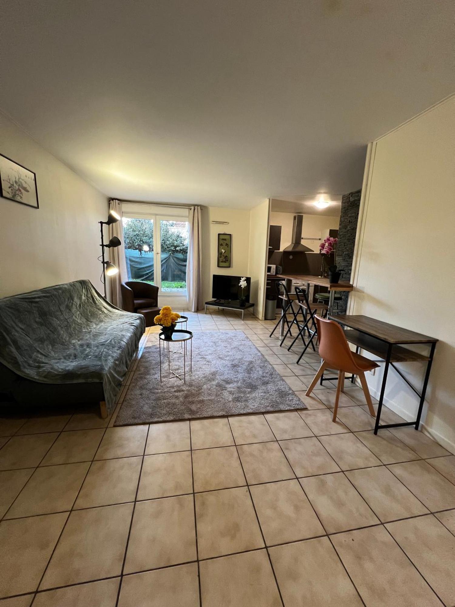 Appartement Pres Du Stade De France + Parking Gratuit Saint-Denis  Exterior foto